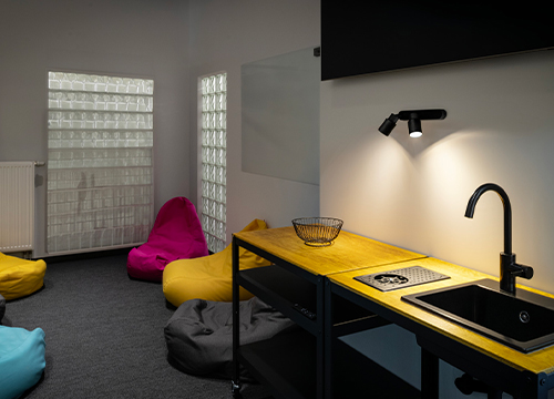 SPOTS ORIENTABLES – TUBE