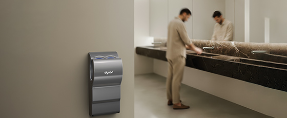 Seche main dans sanitaire